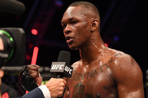 how to say israel adesanya.